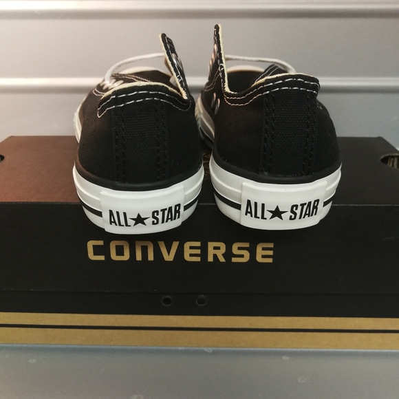 Converse Chuck Taylor Kids Low Top - Picture 5 of 7